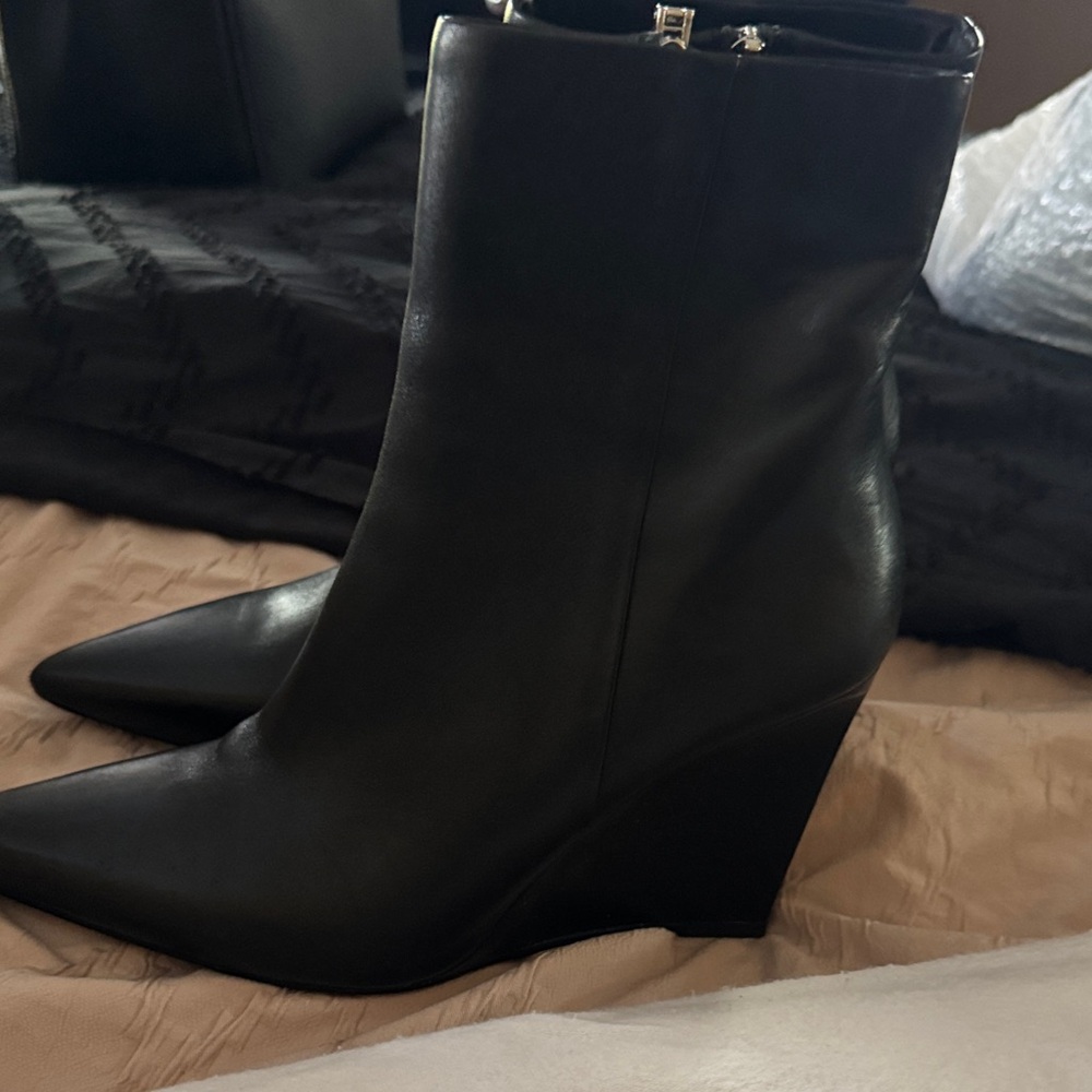 Zara Black Heeled Boots